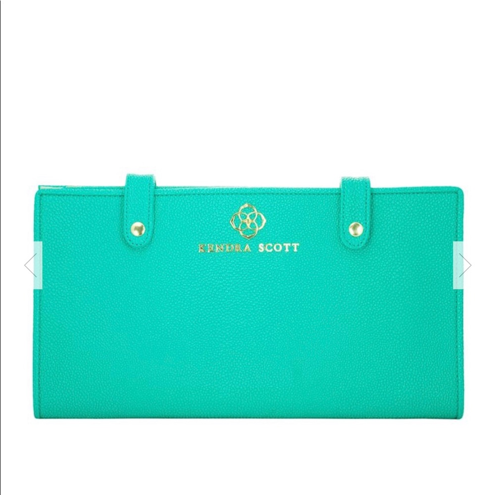 Kendra Scott Jet Set Jewelry Bag
